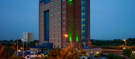 Holiday Inn Brent Cross Exterior