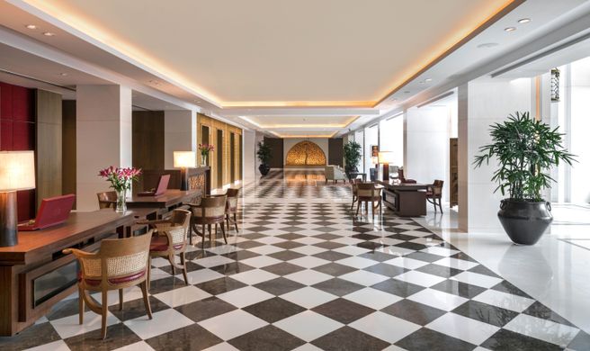 The Oberoi New Delhi Lobby