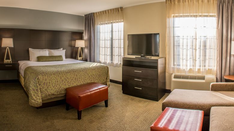 <b>Staybridge Suites Schererville Room</b>. Images powered by <a href="https://www.leonardoworldwide.com/" title="Leonardo Worldwide" target="_blank">Leonardo</a>.