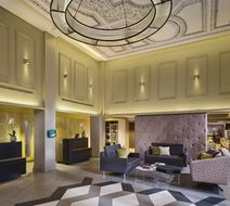 Citadines Trafalgar Square London Lobby