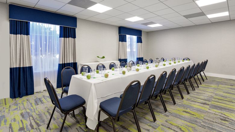 <b>Holiday Inn Hotel & Suites Meeting</b>. Images powered by <a href="https://www.leonardoworldwide.com/" title="Leonardo Worldwide" target="_blank">Leonardo</a>.