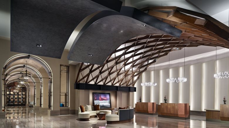 <b>Omni Louisville Hotel Lobby</b>. Images powered by <a href="https://www.leonardoworldwide.com/" title="Leonardo Worldwide" target="_blank">Leonardo</a>.