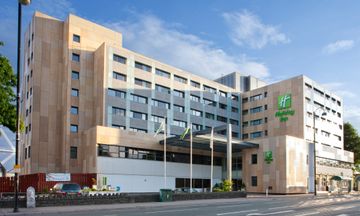 Holiday Inn Cardiff City Centre