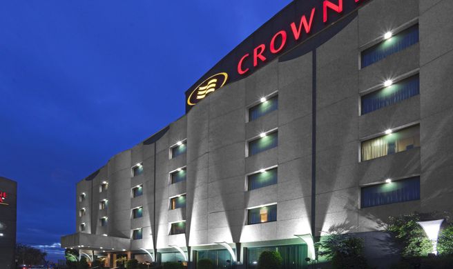 Crowne Plaza Toluca-Lancaster Exterior
