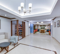 Holiday Inn Express Hotel & Suites Lobby