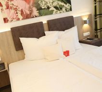 Central Hotel Eschborn Room