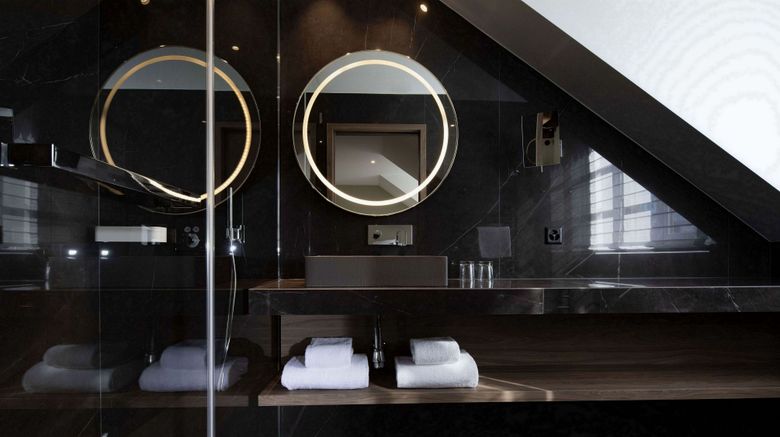 <b>Hotel D Room</b>. Images powered by <a href="https://www.leonardoworldwide.com/" title="Leonardo Worldwide" target="_blank">Leonardo</a>.