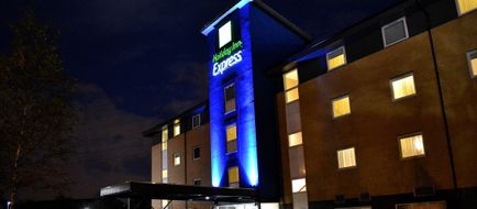 Holiday Inn Express Birmingham Star City Exterior