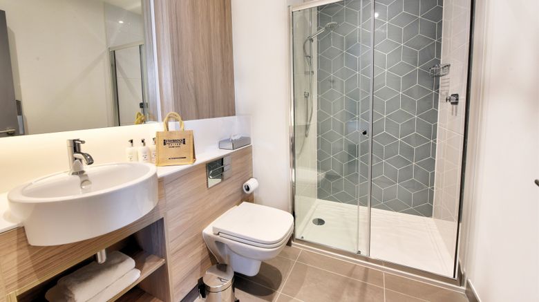 <b>Staybridge Suites Dundee Room</b>. Images powered by <a href="https://www.leonardoworldwide.com/" title="Leonardo Worldwide" target="_blank">Leonardo</a>.