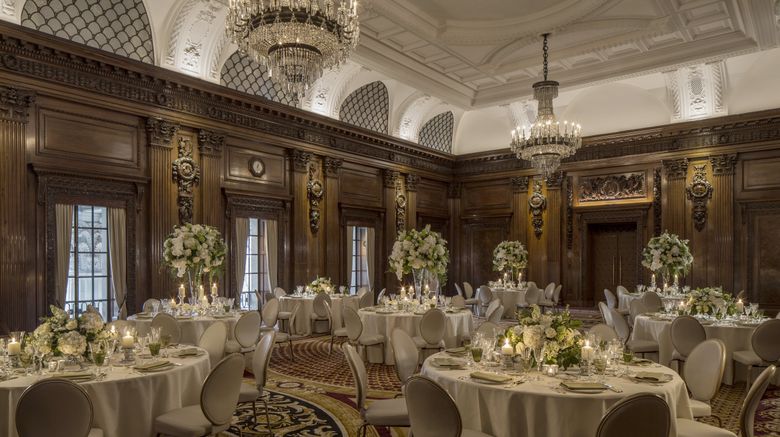 <b>Four Seasons Hotel London Tower Bridge Ballroom</b>. Images powered by <a href="https://www.leonardoworldwide.com/" title="Leonardo Worldwide" target="_blank">Leonardo</a>.