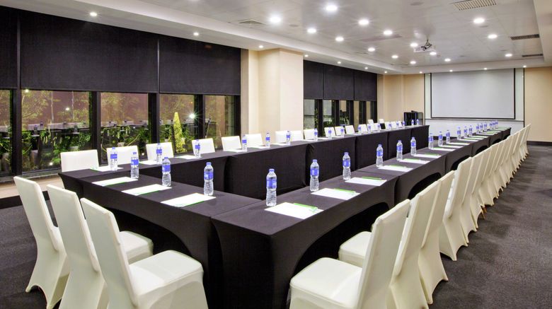 <b>Crowne Plaza Shanghai Jinshan Meeting</b>. Images powered by <a href="https://www.leonardoworldwide.com/" title="Leonardo Worldwide" target="_blank">Leonardo</a>.