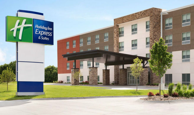 Holiday Inn Express McCook Exterior