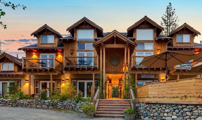 Chalet View Lodge Exterior
