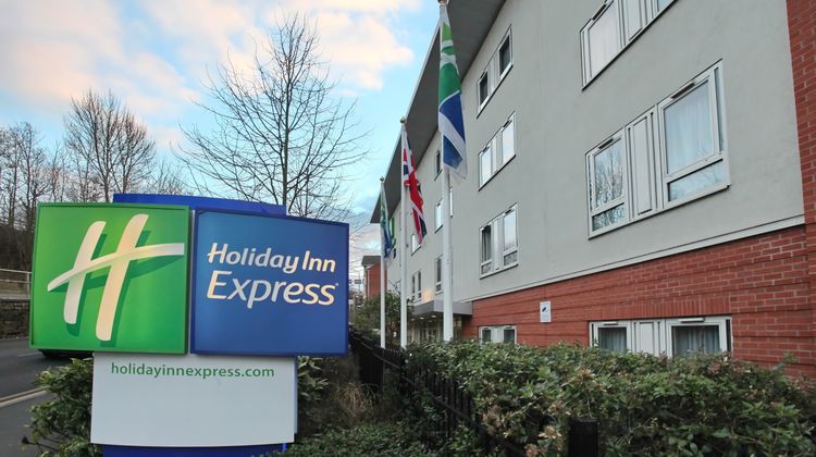 Holiday Inn Express Birmingham Redditch Exterior