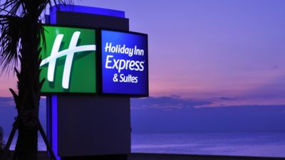 Holiday Inn Express & Suites Galveston W