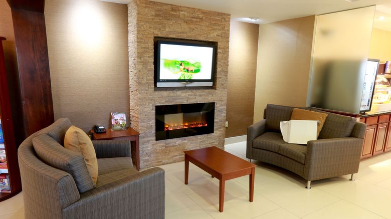 <b>Holiday Inn Express & Suites Lobby</b>. Images powered by <a href="https://www.leonardoworldwide.com/" title="Leonardo Worldwide" target="_blank">Leonardo</a>.