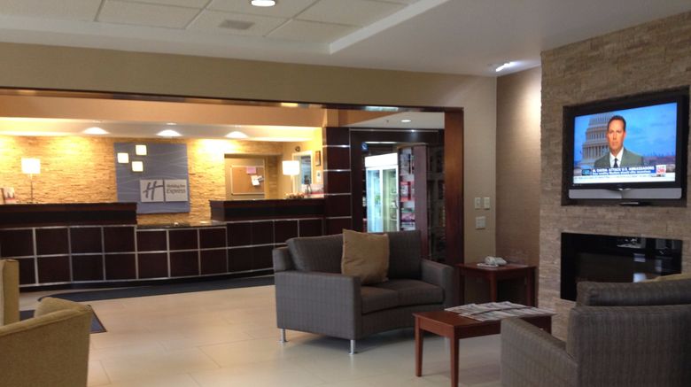 <b>Holiday Inn Express & Suites Lobby</b>. Images powered by <a href="https://www.leonardoworldwide.com/" title="Leonardo Worldwide" target="_blank">Leonardo</a>.