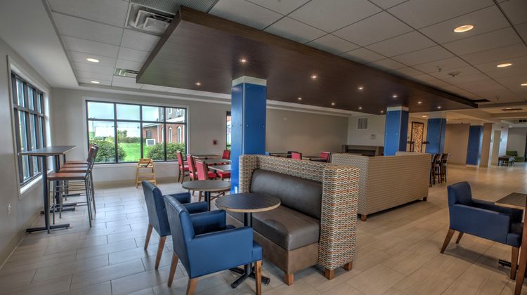 Holiday Inn Express Rochelle Restaurant