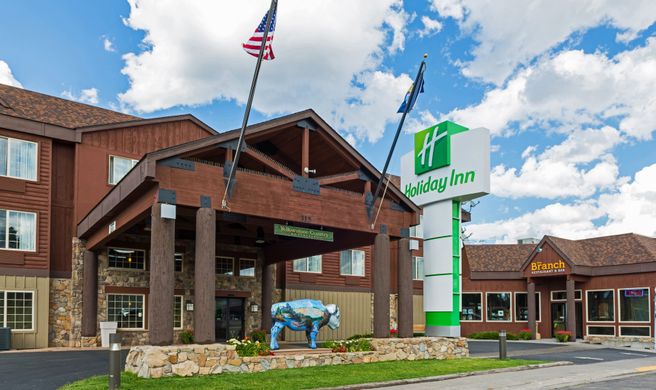 Holiday Inn West Yellowstone Exterior