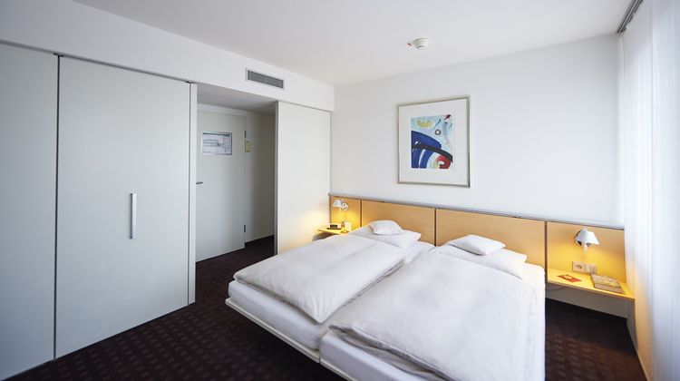 Maternushaus Hotel Room