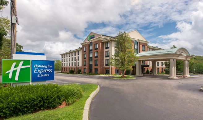 Holiday Inn Express Exterior