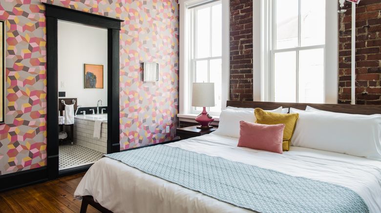 <b>The Dwell Hotel Suite</b>. Images powered by <a href="https://www.leonardoworldwide.com/" title="Leonardo Worldwide" target="_blank">Leonardo</a>.