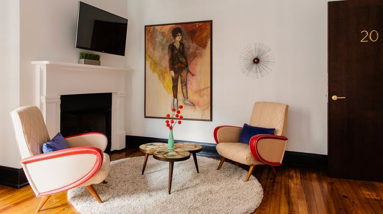 <b>The Dwell Hotel Suite</b>. Images powered by <a href="https://www.leonardoworldwide.com/" title="Leonardo Worldwide" target="_blank">Leonardo</a>.
