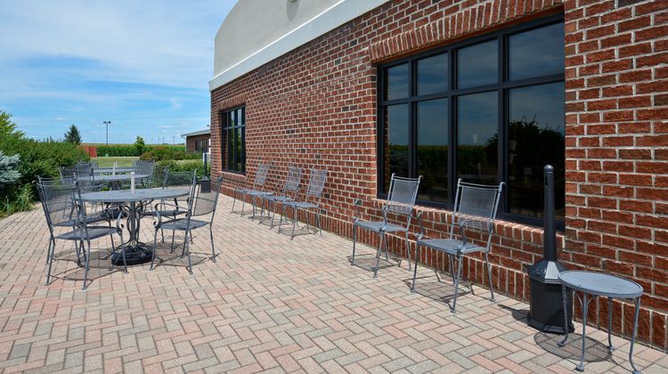 Holiday Inn Express Rochelle Exterior