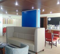 Holiday Inn Express & Suites Wapakoneta Lobby
