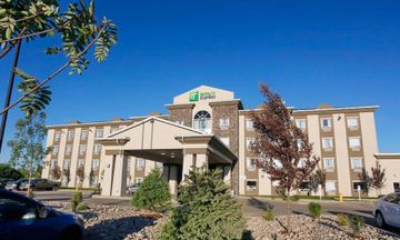 Holiday Inn Express Fort Saint John
