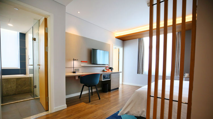 Holiday Inn Exp North Railway Station Suite
