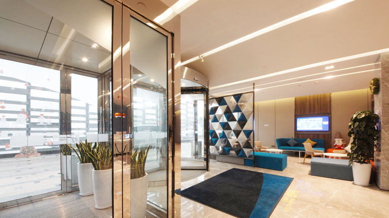 <b>Holiday Inn Express Hefei Shushan Lobby</b>. Images powered by <a href="https://www.leonardoworldwide.com/" title="Leonardo Worldwide" target="_blank">Leonardo</a>.