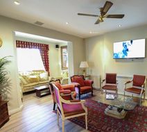 The Peacock Townhouse Hotel Lobby