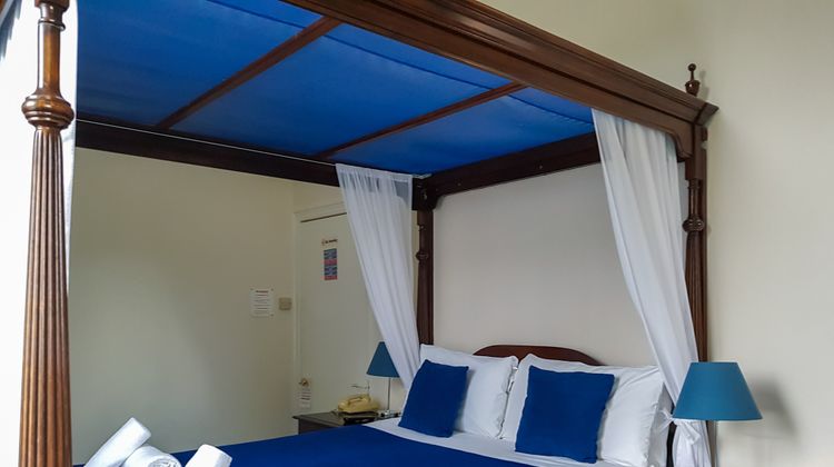 Wentworth House Hotel Room