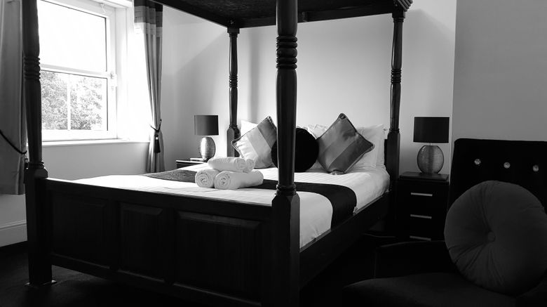 <b>Wentworth House Hotel Room</b>. Images powered by <a href="https://www.leonardoworldwide.com/" title="Leonardo Worldwide" target="_blank">Leonardo</a>.
