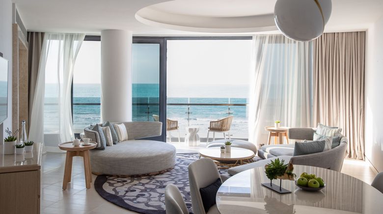 <b>Jumeirah at Saadiyat Island Resort Suite</b>. Images powered by <a href="https://leonardo.com/" title="Leonardo Worldwide" target="_blank">Leonardo</a>.