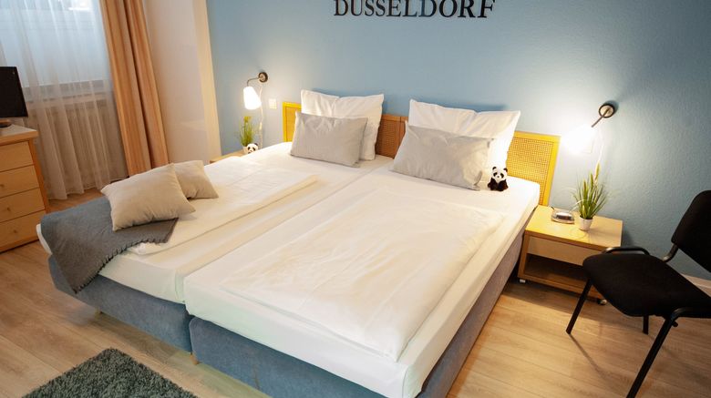 <b>Kempe Komfort Hotel Duesseldorf Room</b>. Images powered by <a href="https://www.leonardoworldwide.com/" title="Leonardo Worldwide" target="_blank">Leonardo</a>.