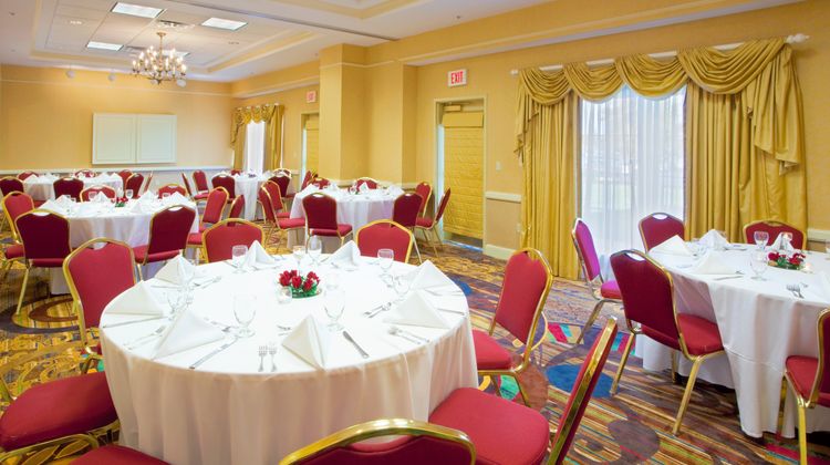 Holiday Inn Chantilly-Dulles Expo Ballroom