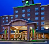 Holiday Inn Chantilly-Dulles Expo Exterior
