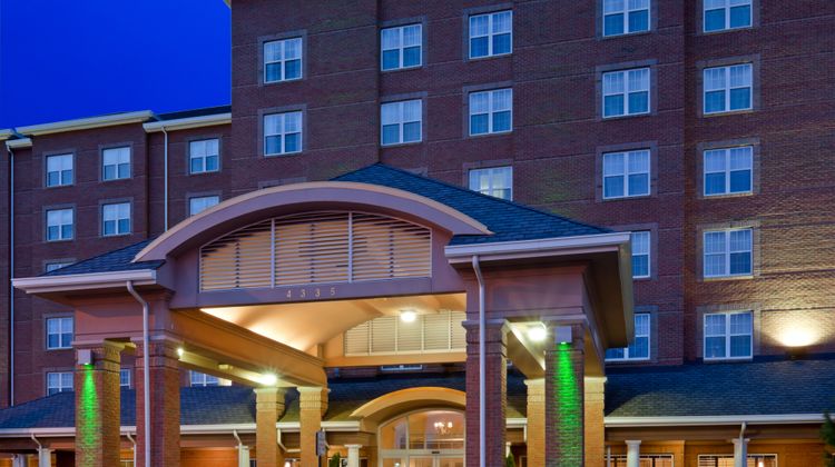 Holiday Inn Chantilly-Dulles Expo Exterior