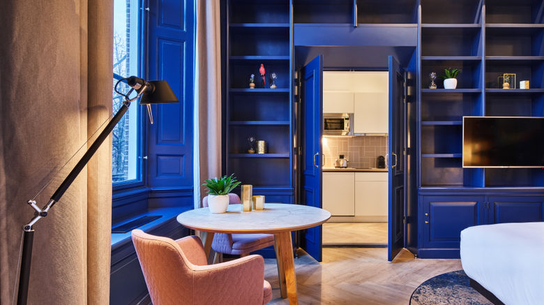 <b>Staybridge Suites The Hague - Parliament Suite</b>. Images powered by <a href="https://www.leonardoworldwide.com/" title="Leonardo Worldwide" target="_blank">Leonardo</a>.