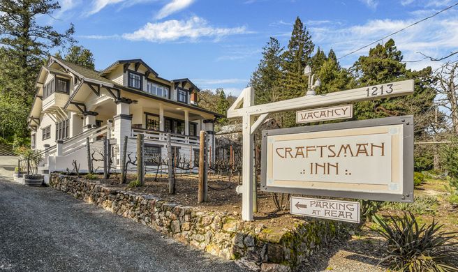 Craftsman Inn Exterior