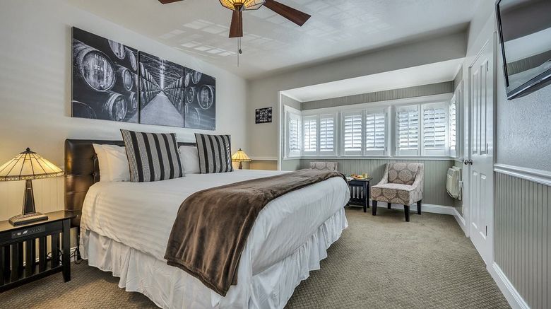 <b>Craftsman Inn Room</b>. Images powered by <a href="https://www.leonardoworldwide.com/" title="Leonardo Worldwide" target="_blank">Leonardo</a>.