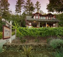 Craftsman Inn Exterior