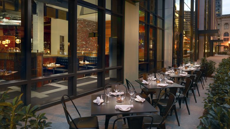 <b>Omni Louisville Hotel Restaurant</b>. Images powered by <a href="https://www.leonardoworldwide.com/" title="Leonardo Worldwide" target="_blank">Leonardo</a>.