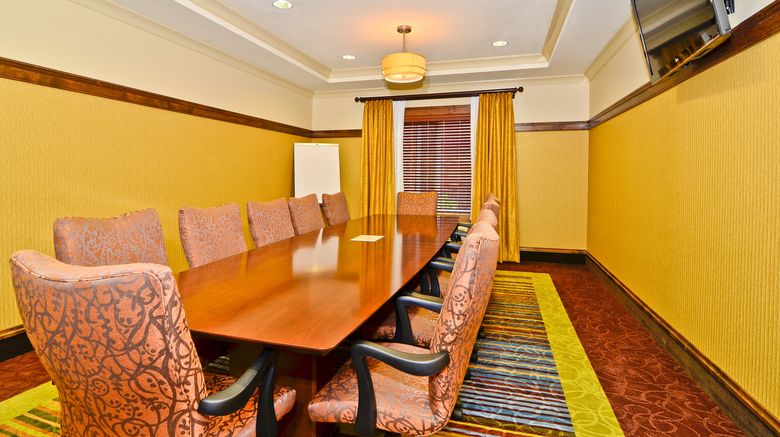 <b>Holiday Inn Express & Suites Meeting</b>. Images powered by <a href="https://www.leonardoworldwide.com/" title="Leonardo Worldwide" target="_blank">Leonardo</a>.