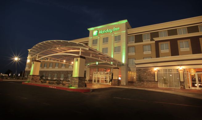 Holiday Inn West Medical Center Exterior