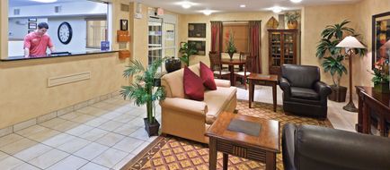 Candlewood Suites Wichita Falls Lobby