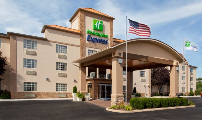 Holiday Inn Express Exterior