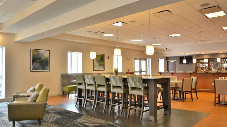 Holiday Inn Hotel & Suites Restaurant